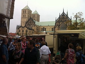 Auf dem Markt am Domplatz